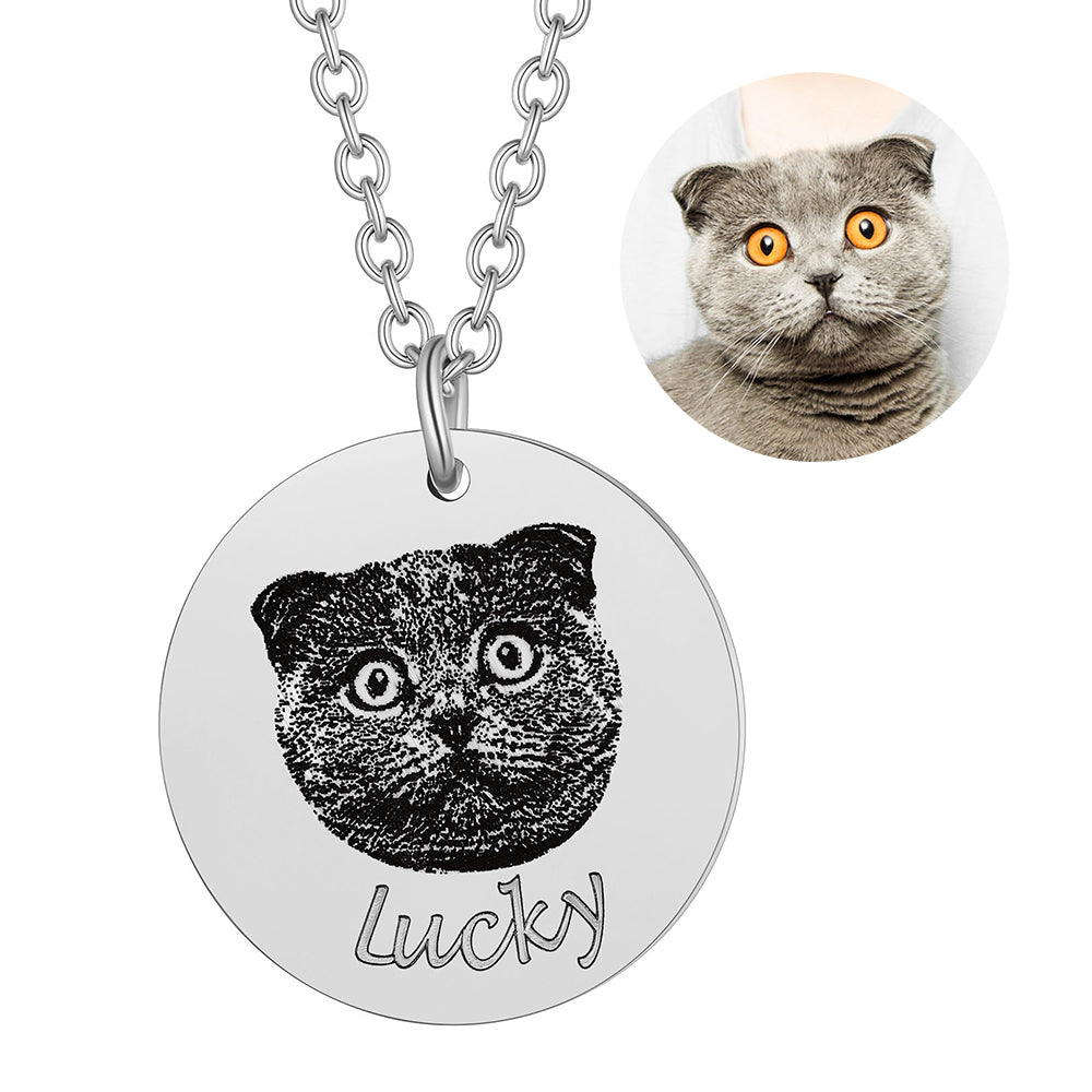 Silver custom dog portrait necklace with 1 engraved round pendant
