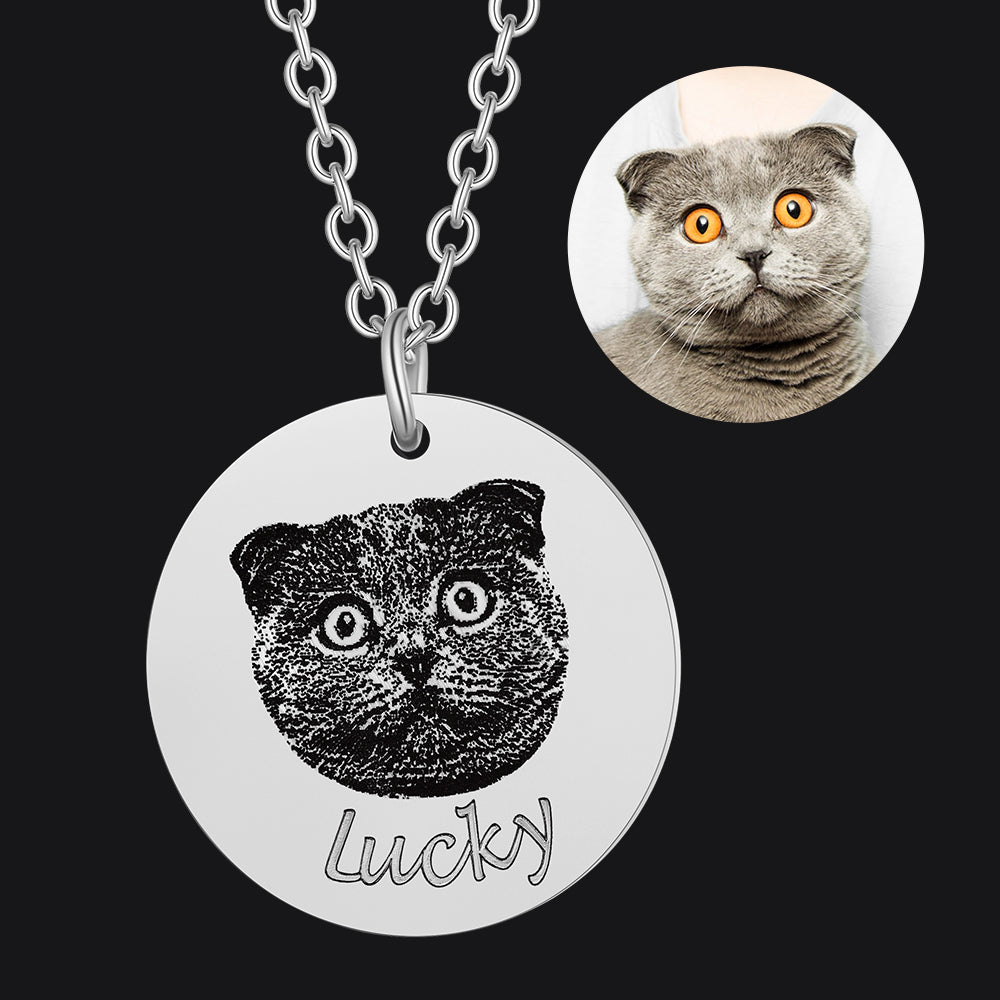 Silver necklace with a pendant featuring a cat's face and the name 'Lucky', inset with a photo of a gray cat.