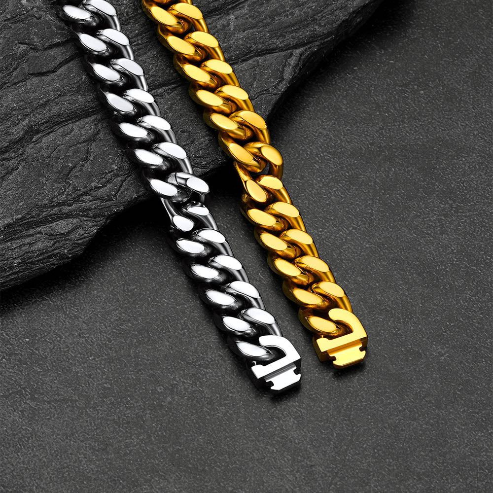 Chunky Cuban link chain choker necklace in gold steel