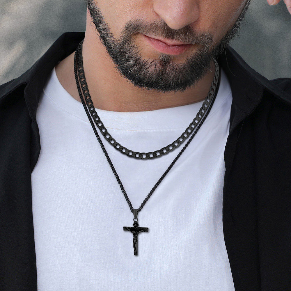 Man Wearing Styling Layered Black Cuban Chain Cross Set
