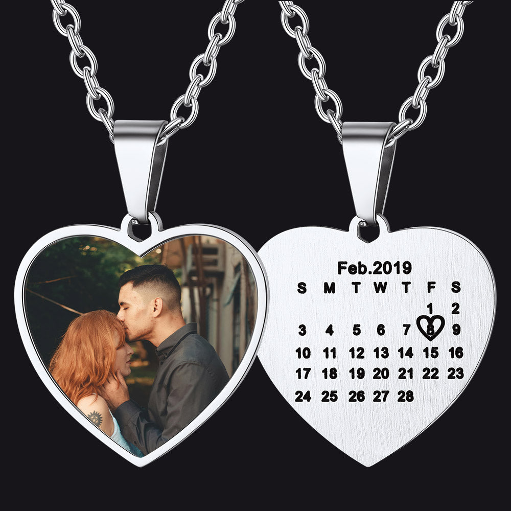 Heart-shaped photo necklace with calendar date