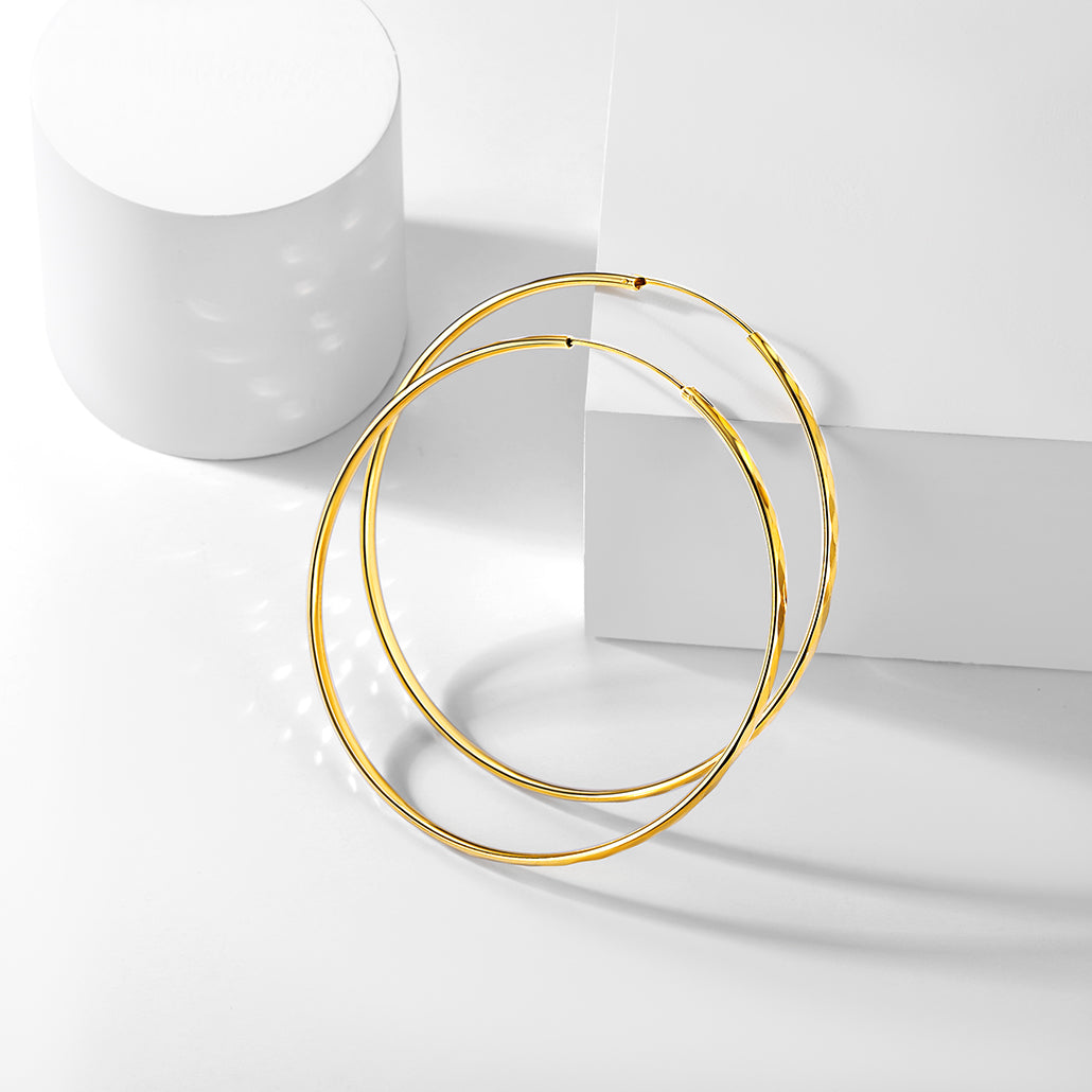 Diamond-Cut Silver Hoop Earrings for Girls 30/50/70mm