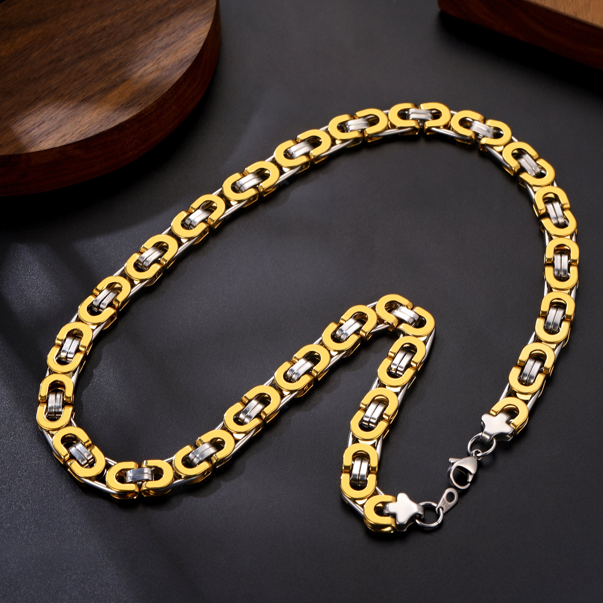 Men's two-tone Byzantine chain necklace with gold and silver links