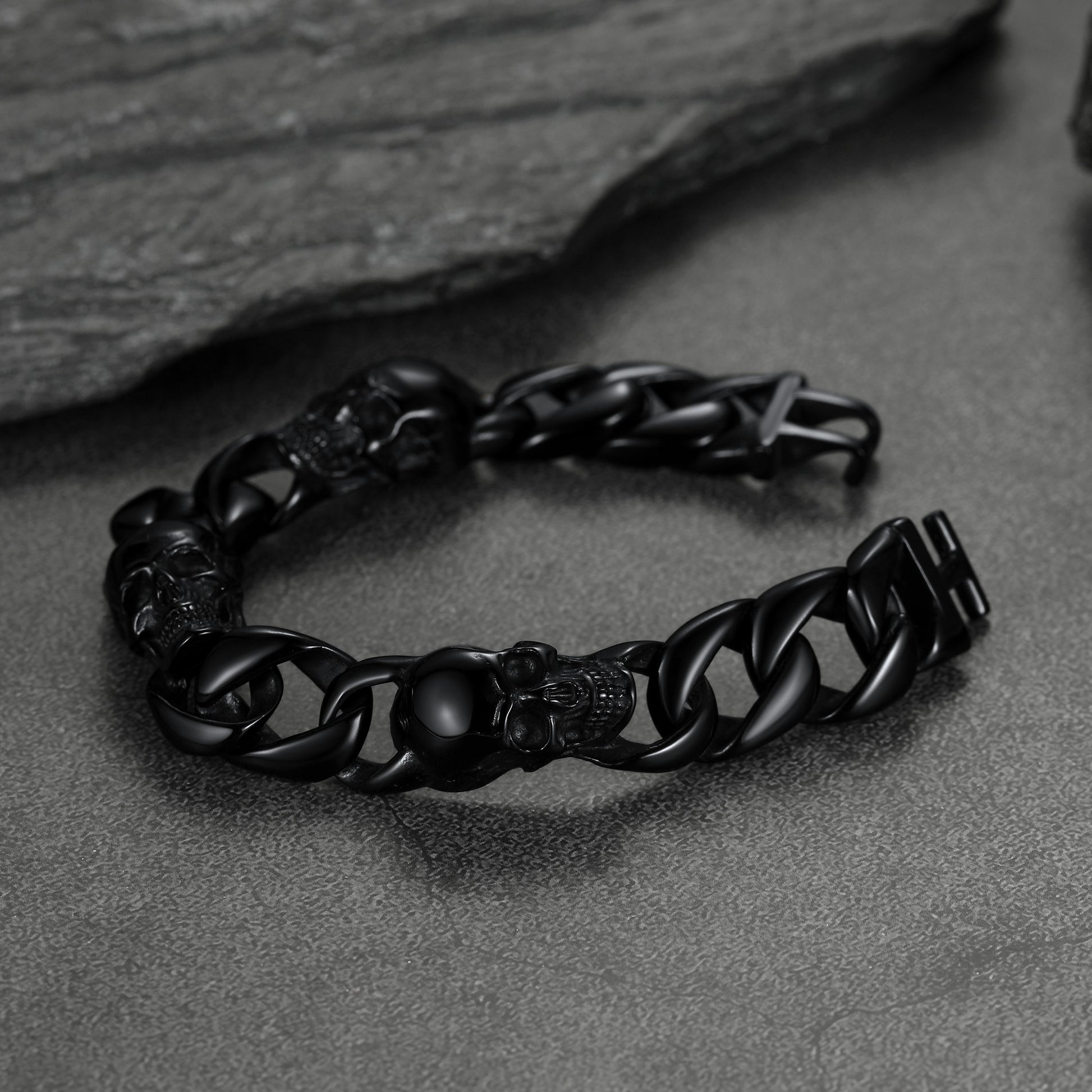 FaithHeart Gothic Skull Cuban Chain Bracelet For Men FaithHeart