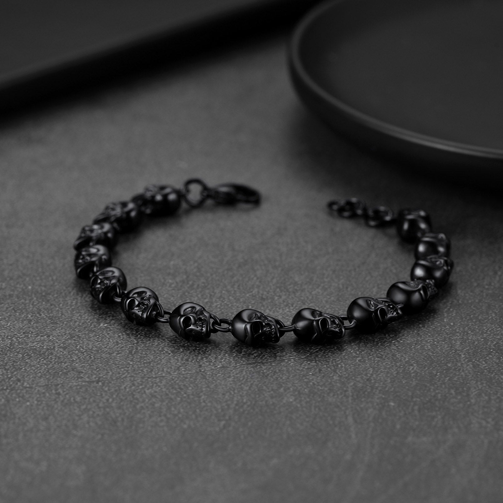 Gothic Linked Chain Skull Bracelet for Men