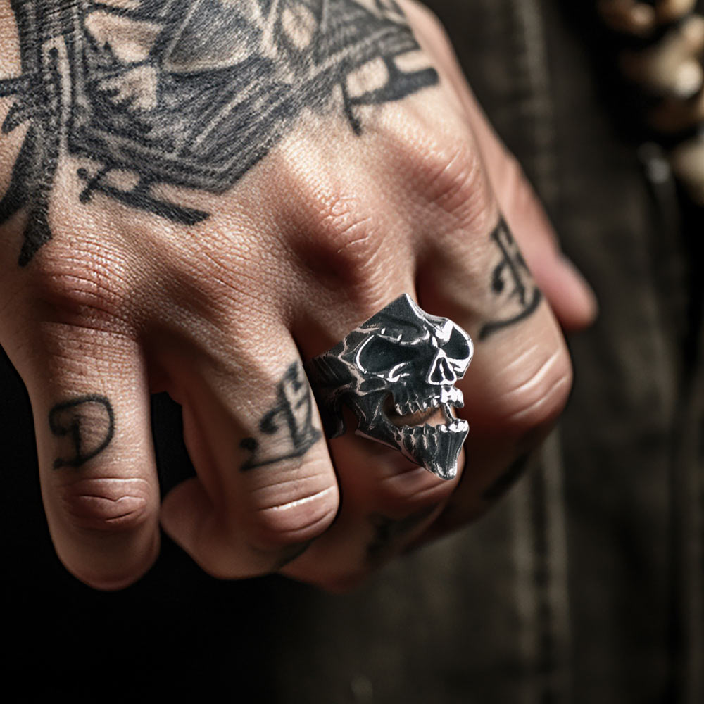 FaithHeart Gothic Skull Ring
