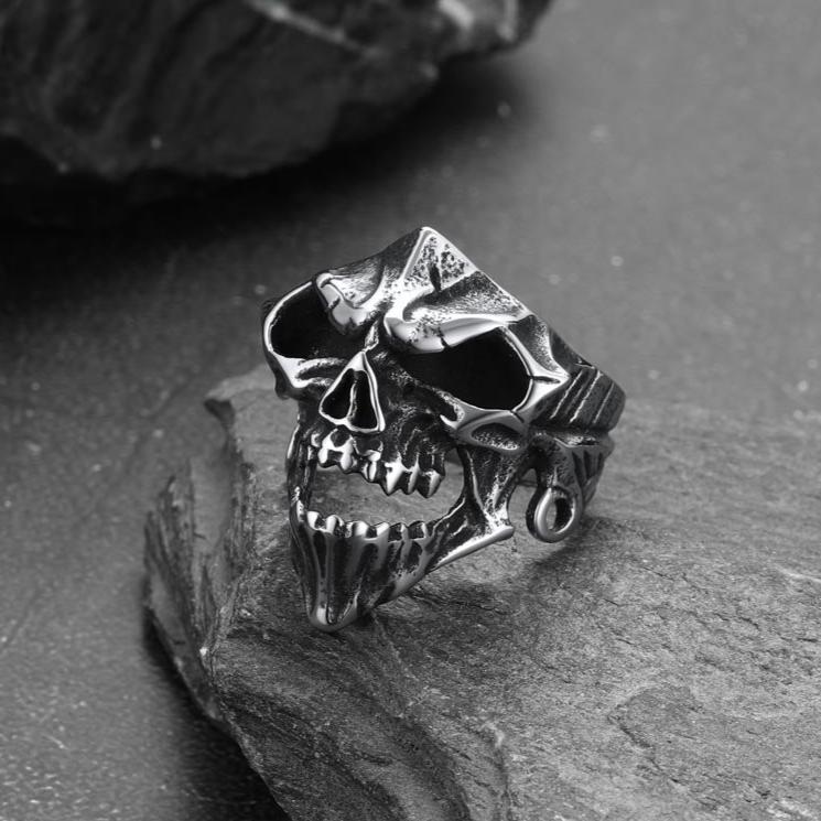 FaithHeart Gothic Skull Ring