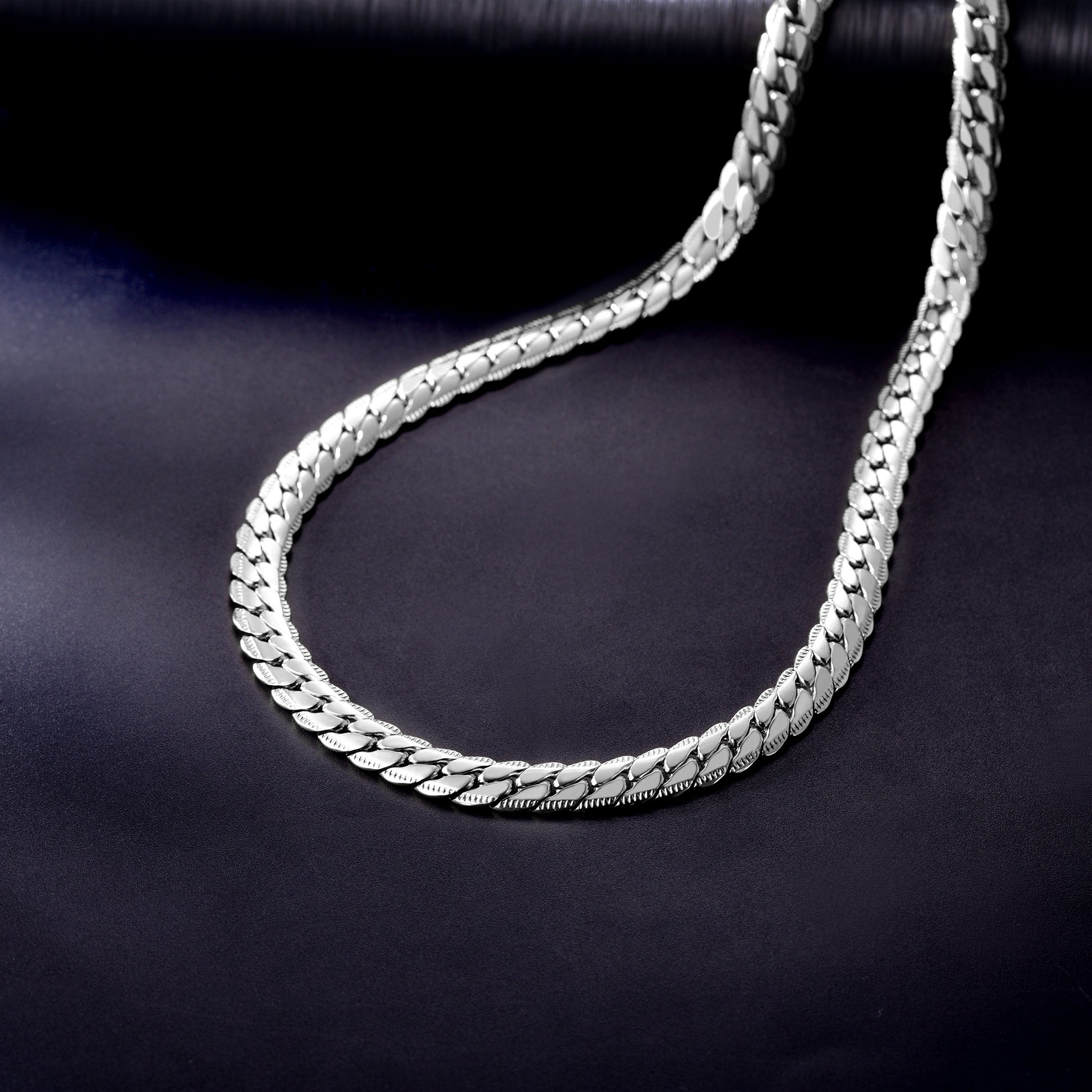 High-polish Cuban chain necklace for men flat laid