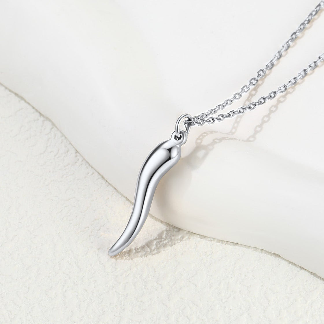 Silver Cornicello Italian horn pendant necklace