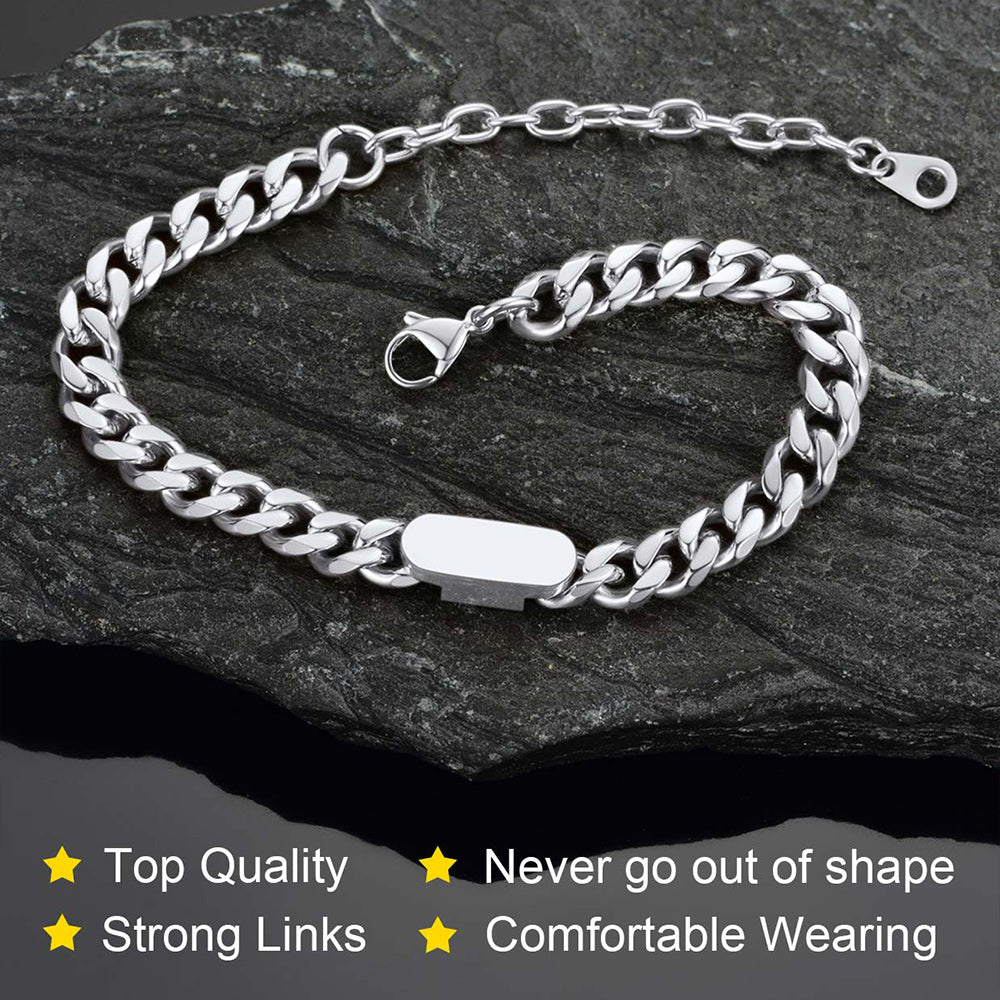 Silver chain bracelet on a dark stone surface with quality attributes listed.