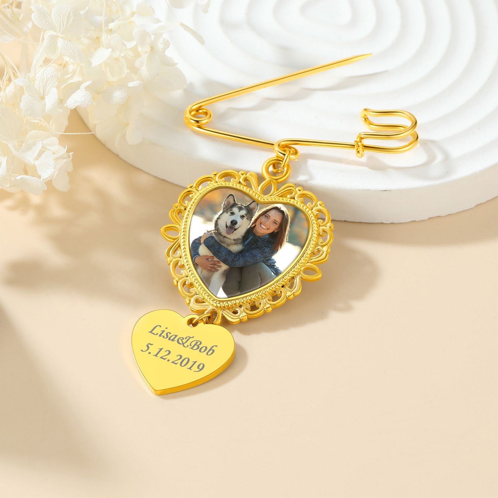 Picture Charms Brooch Pins For women gold