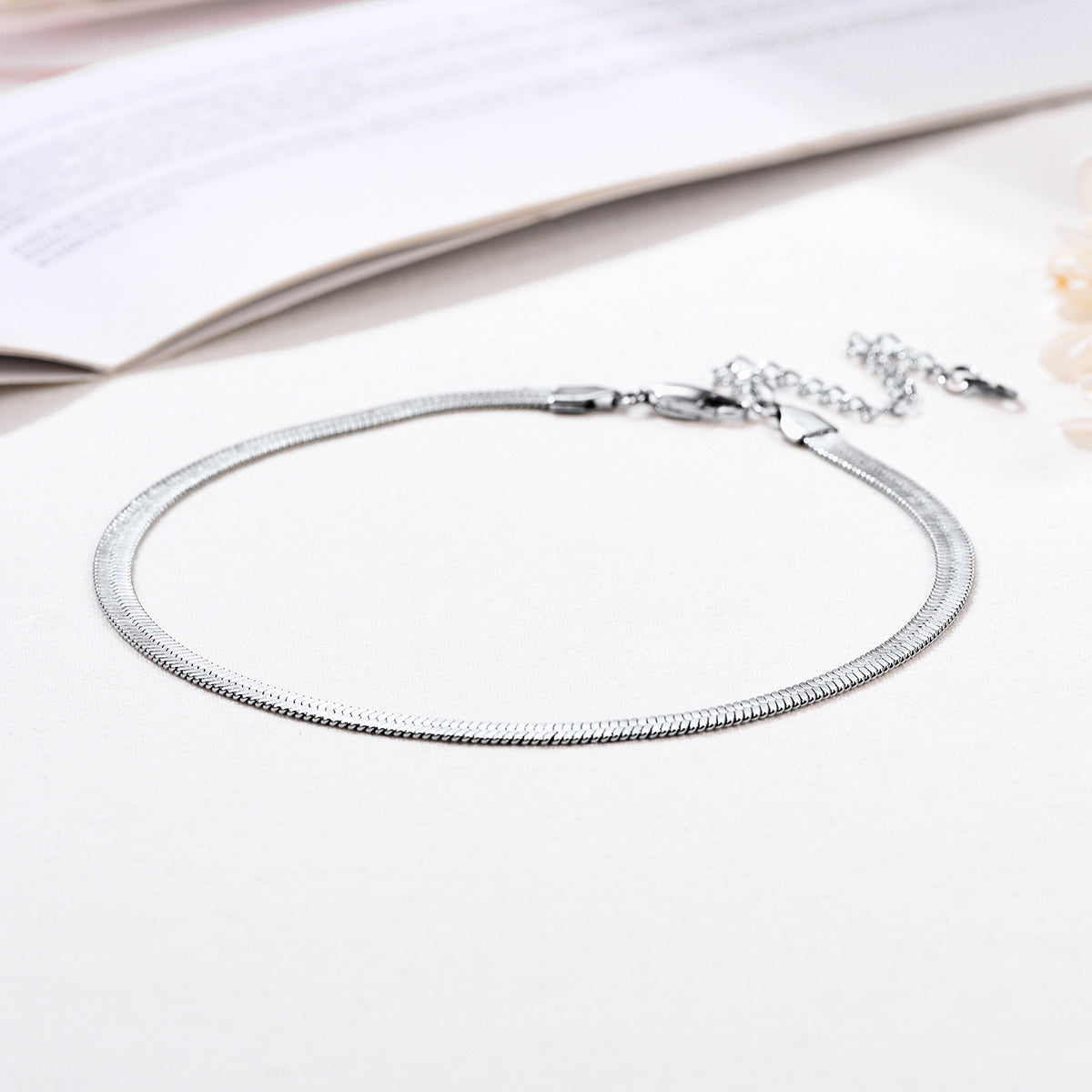 Minimalist Flat Chain Necklaces