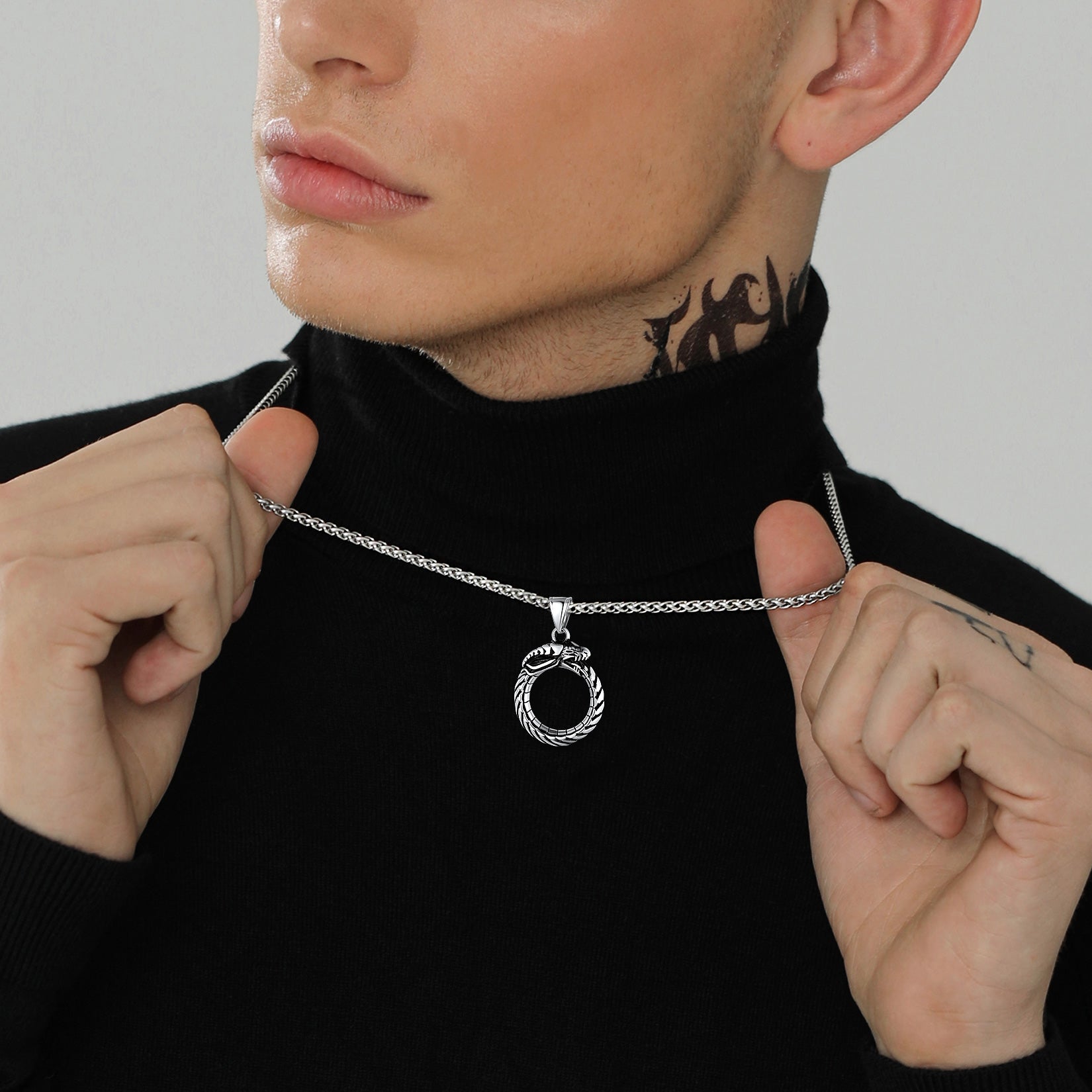 FaithHeart Dragon Circle Pendant Necklace FaithHeart