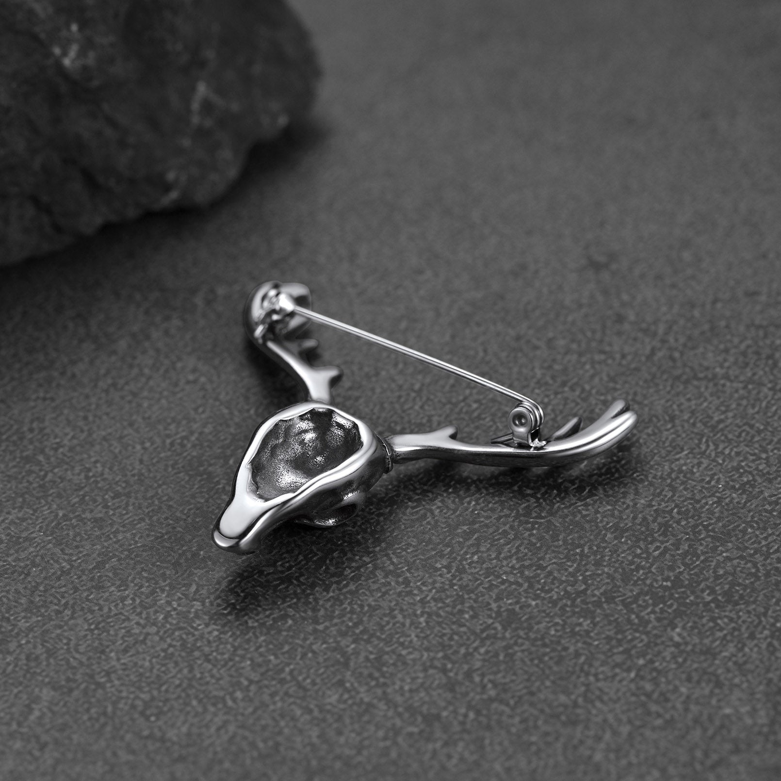 Viking Deer Head Brooch Pin Gifts for Men Women