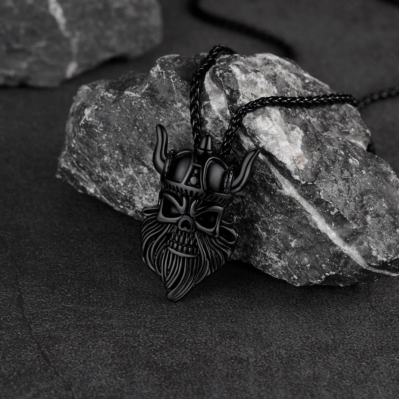 FaithHeart Vintage Viking Odin Pendant Necklace for Men Women