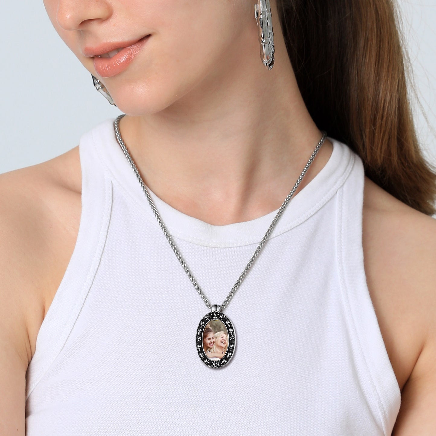Personalized photo pendant necklace for women