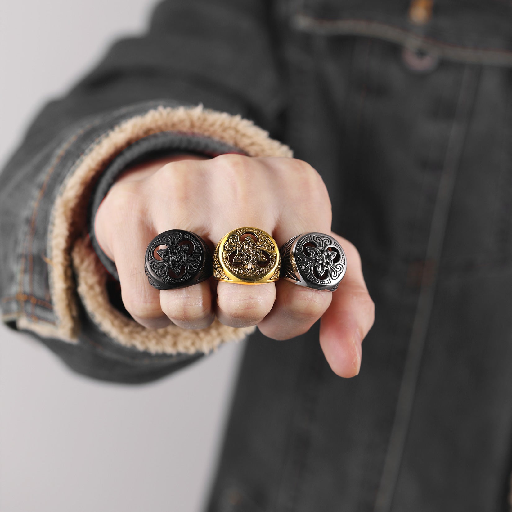 FaithHeart Viking Celtic Trinity Knot Signet Ring for Men FaithHeart