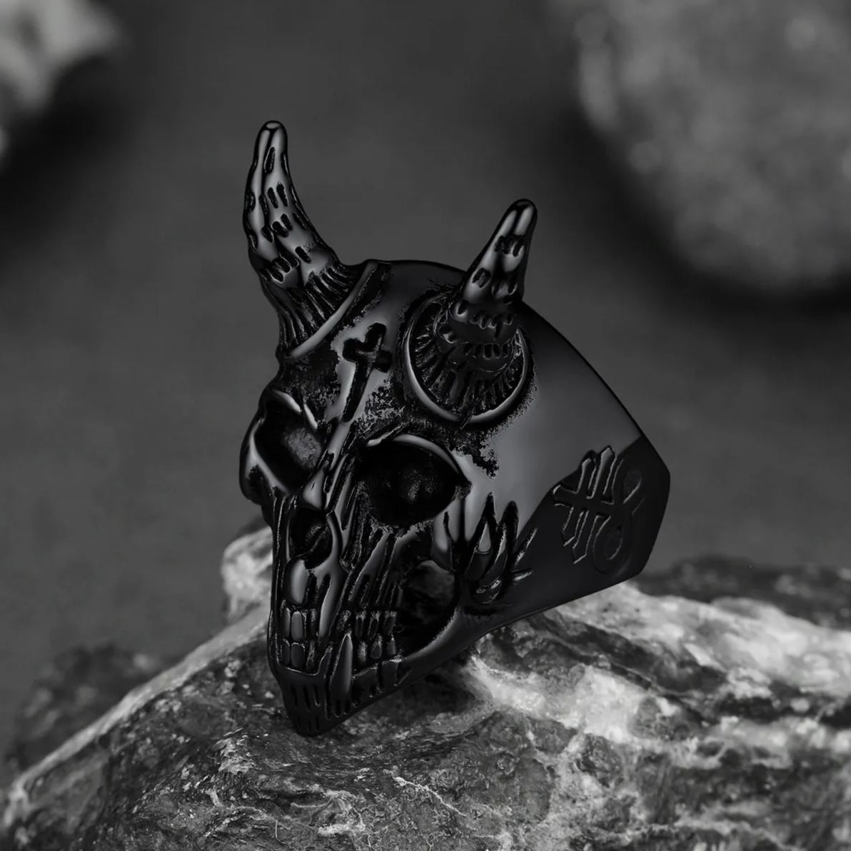 FaithHeart Satanic Baphomet Goat Skull Head Ring for Men FaithHeart