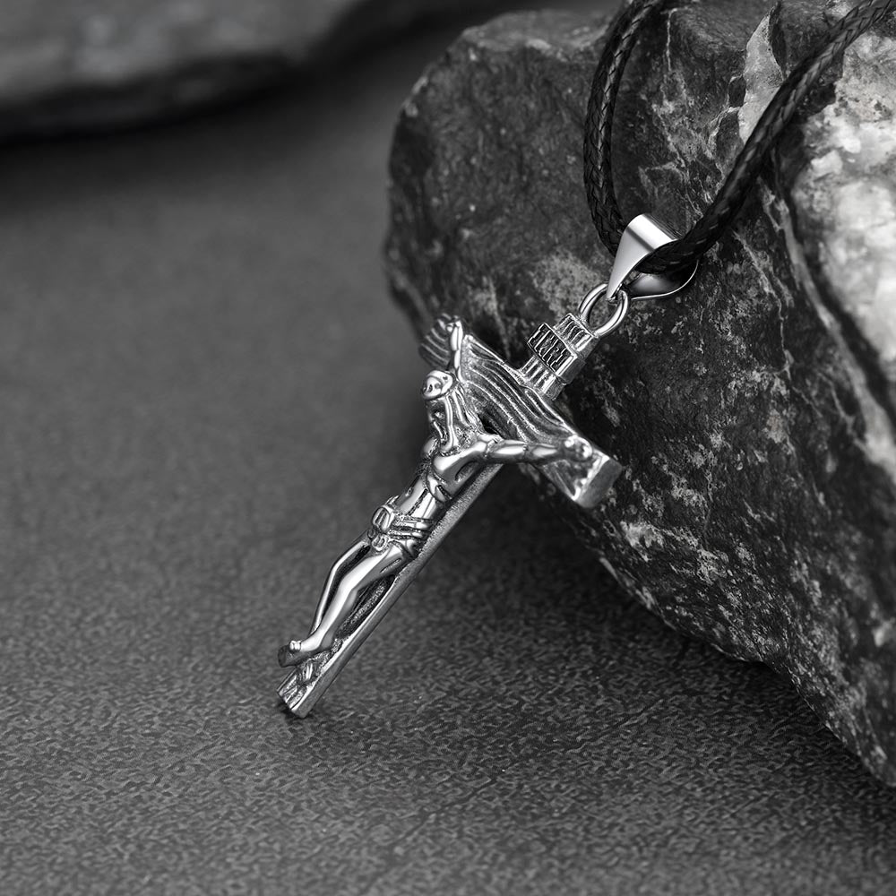 FaithHeart Sterling Silver Crucifix Necklace Jesus Cross Pendant FaithHeart