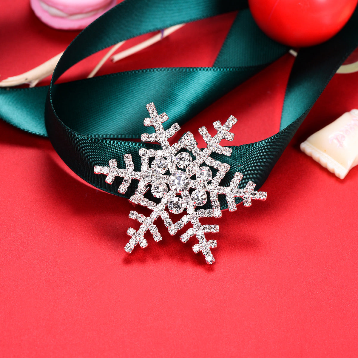 Snowflake Brooch Crystal Decoration Brooch Pin 