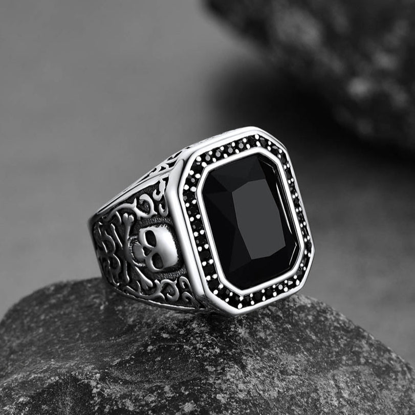 FaithHeart Black Onyx Stone Signet Ring with Skull for Men FaithHeart