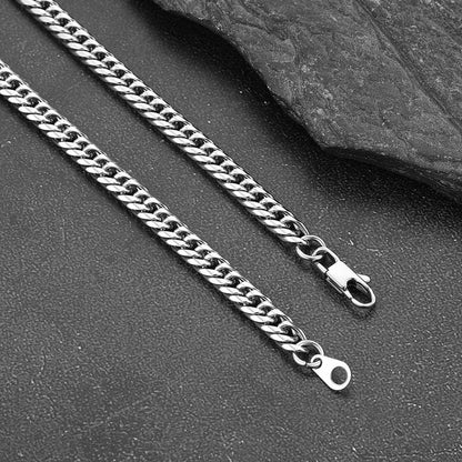 Steel Cuban Link Chain Displayed Flat – Detail View