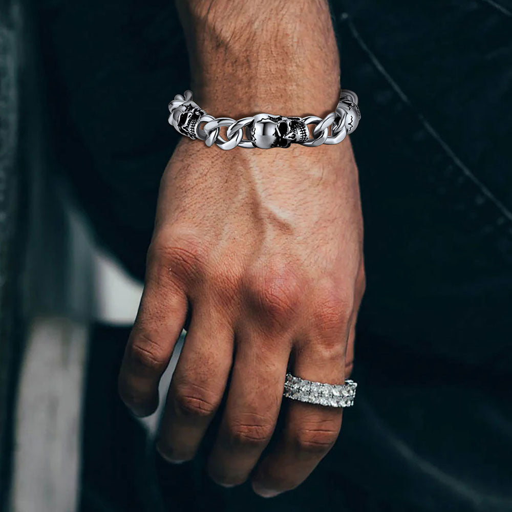 Silver steel skull chain bracelet streetwear look