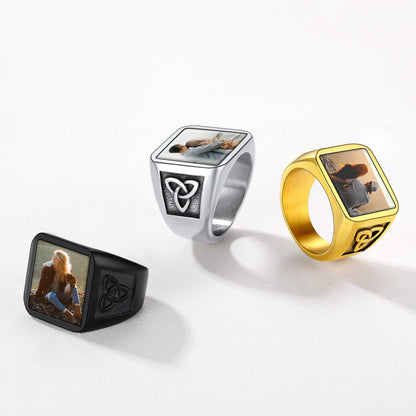 Bague photo personnalisée avec nœud Trinity pour homme