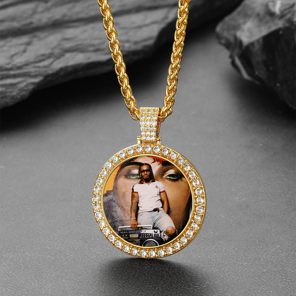 Customized CZ Picture Circle Necklace with Calendar for Men Women