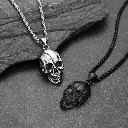 Gothic Skull Necklaces with Fissured Skeleton Head for Men