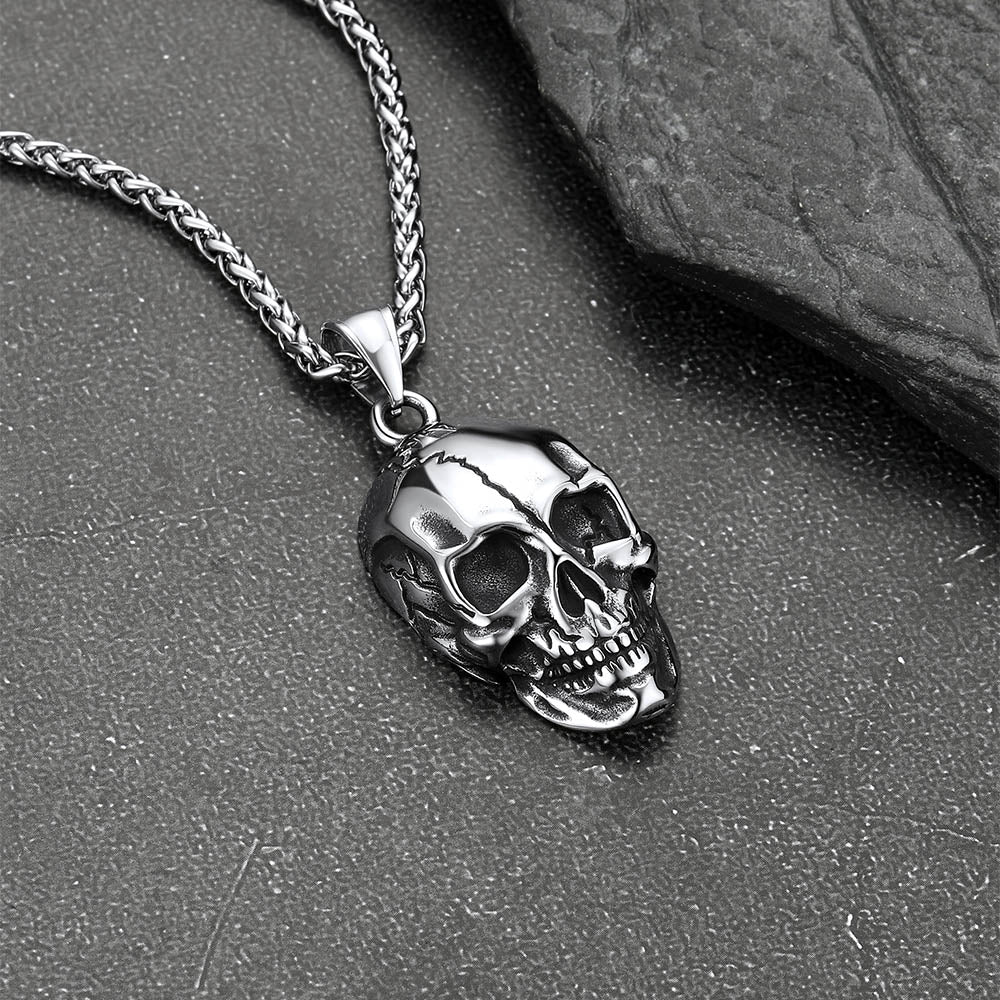 Gothic Skull Necklaces with Fissured Skeleton Head for Men