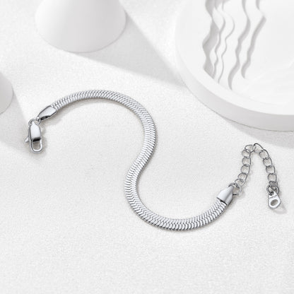 Flexible snake chain bracelet for everyday wear