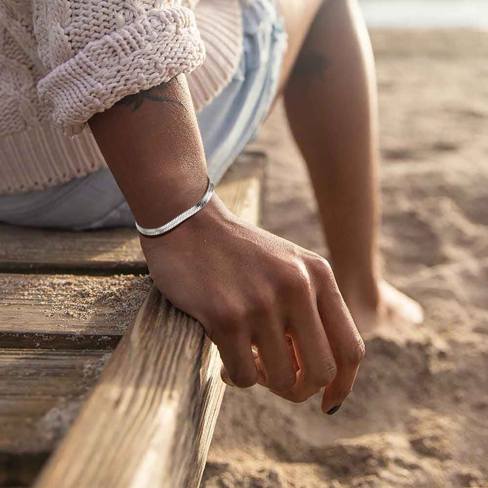 Flexible snake chain bracelet for everyday wear