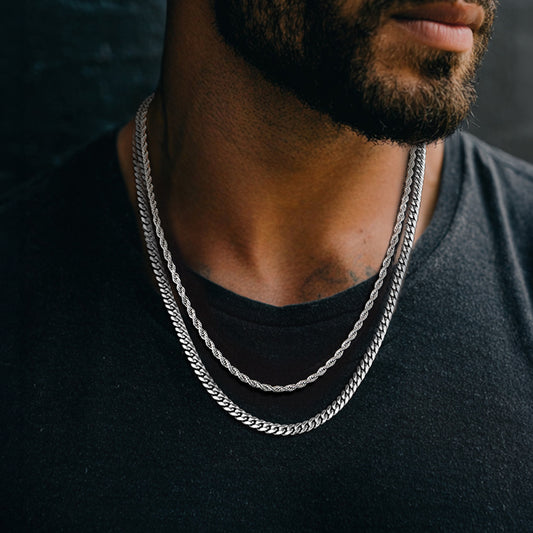 Model Wearing Steel Chain Set – Layered Urban Styleimg