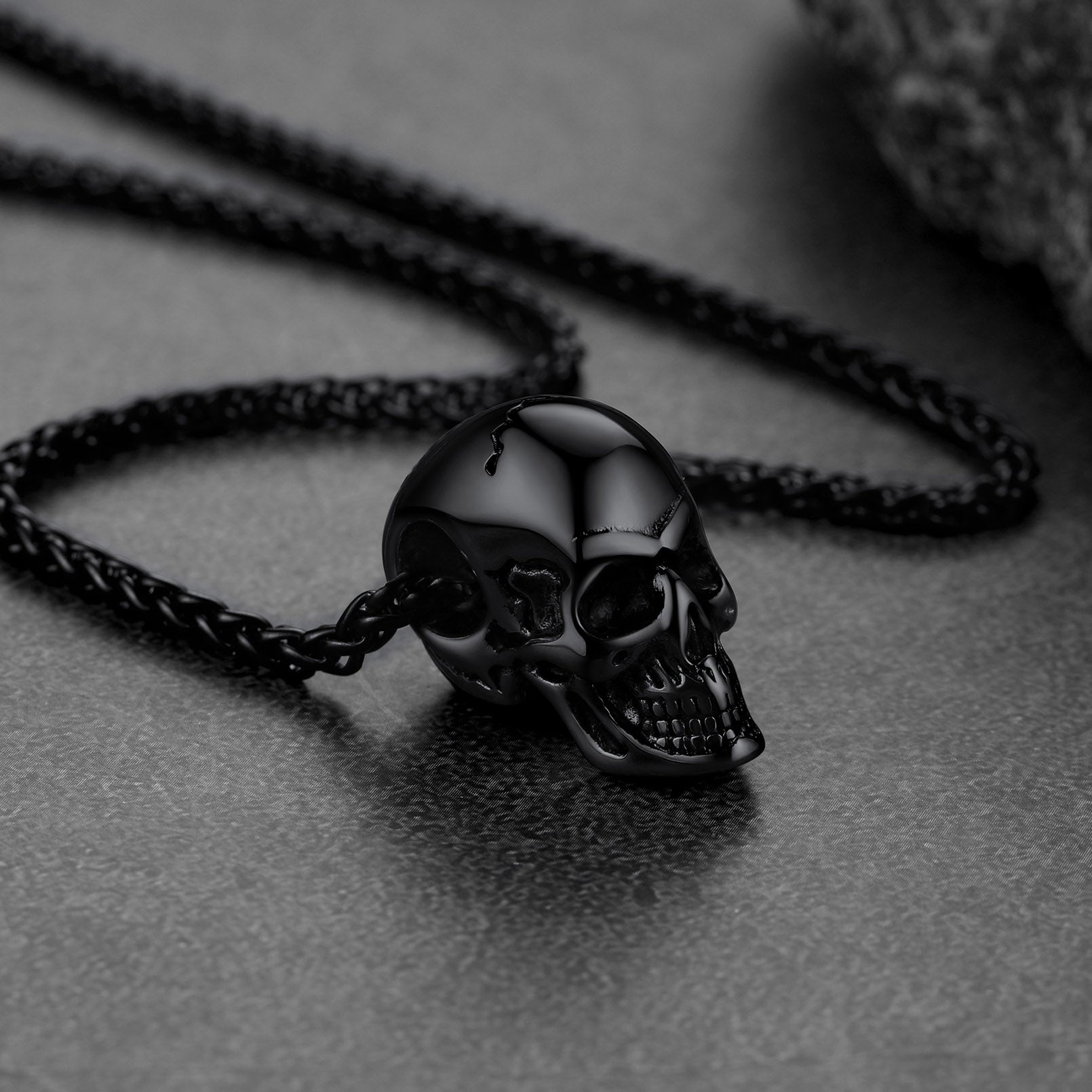 FaithHeart Skull Cremation Urn Necklace for Ashes for Men Women