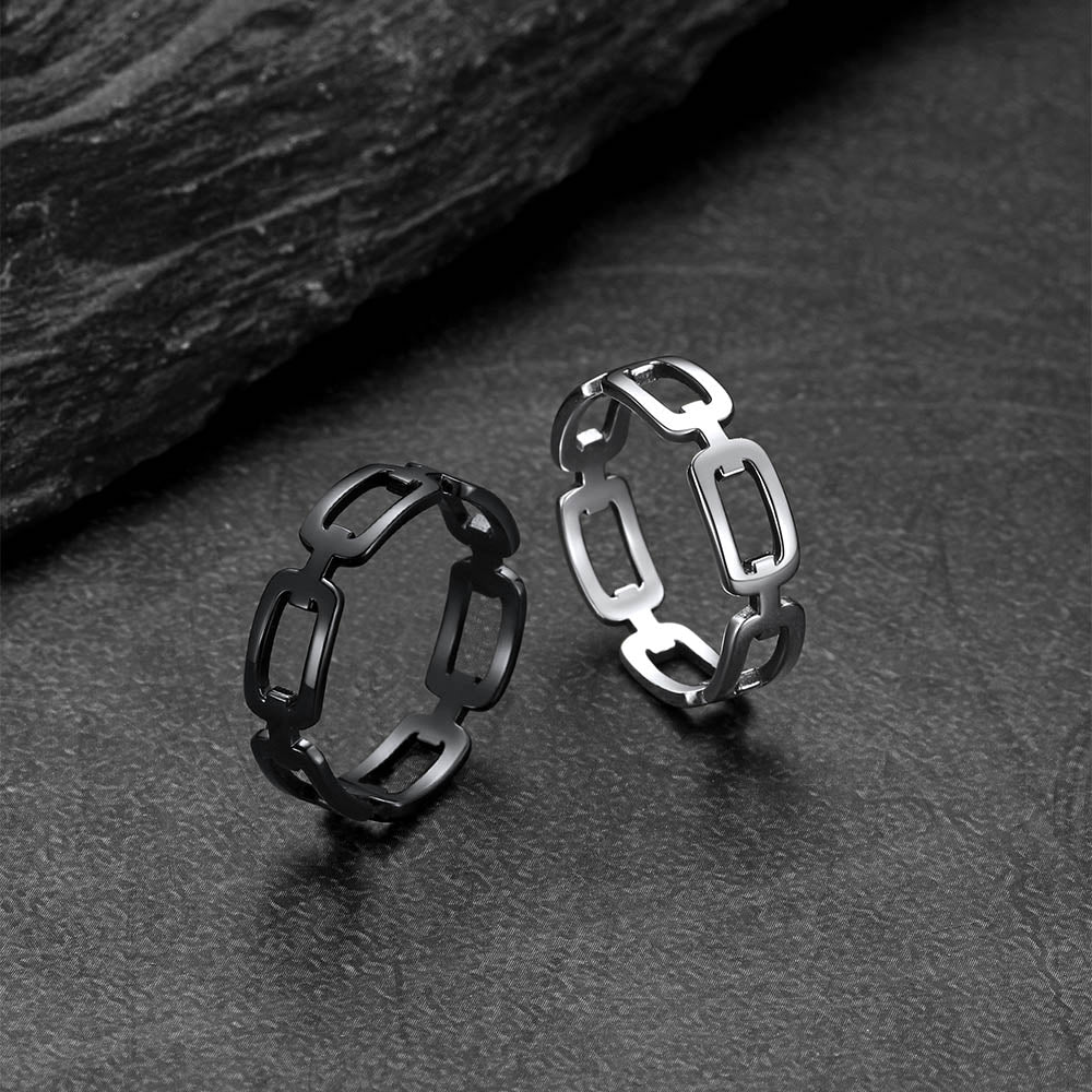 Black and silver chain-link rings