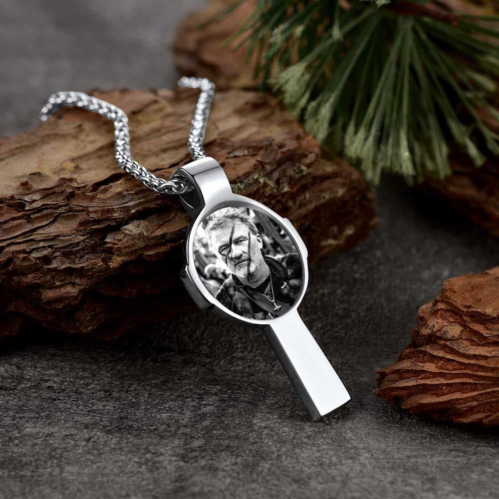 FaithHeart Stainless Steel Celtic Cross Pendant Necklace with Picture FaithHeart