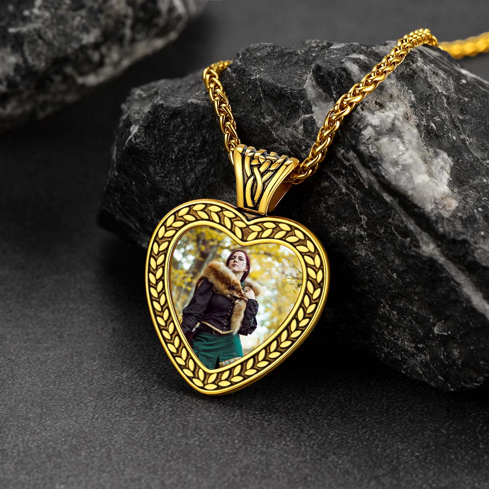 FaithHeart Custom Picture Necklace Round Pendant Memory Jewelry FaithHeart