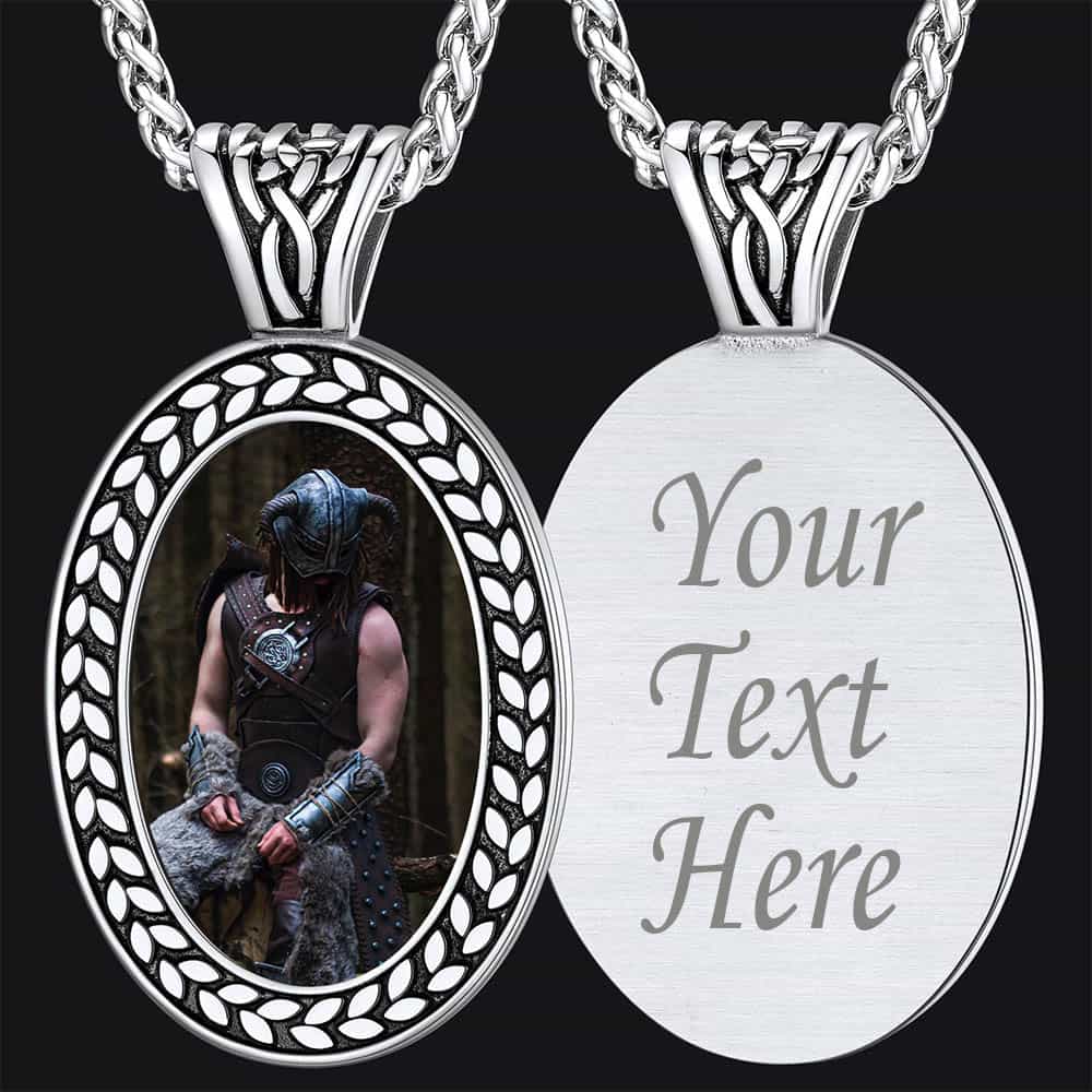 Oval Customized Photo Necklace Picture